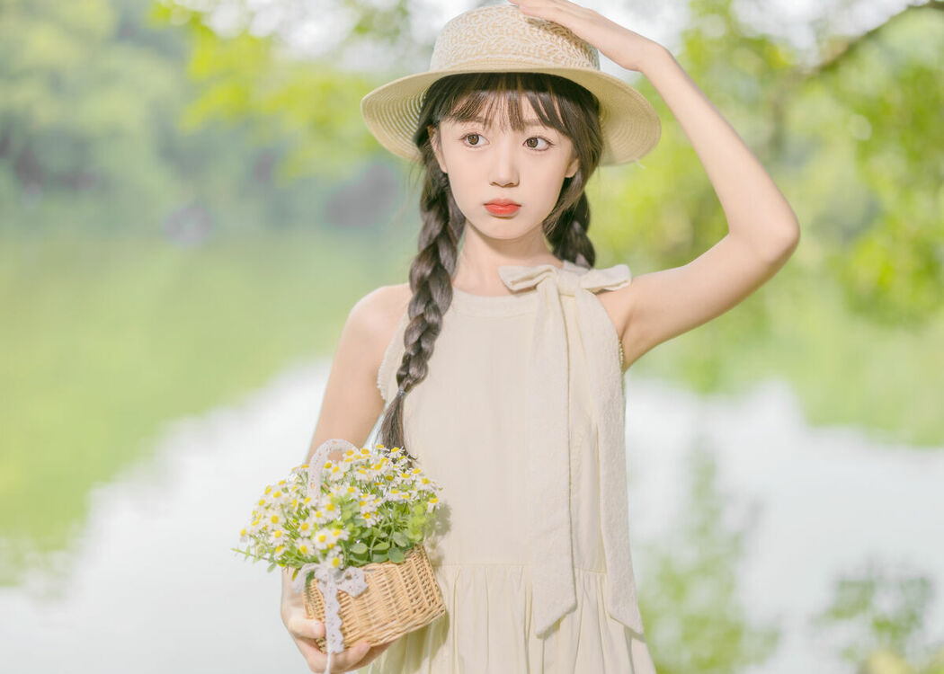 YiTuYu艺图语 Vol.8896 Mei Mei Xiao Yu (17P)