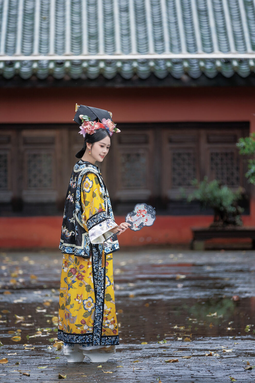 YiTuYu艺图语 Vol.8895 Re Mei Shi Xiao Guai (35P)