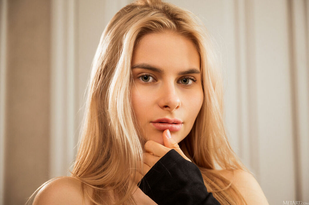 MetArt Valery – Conquer Part01 (46P)