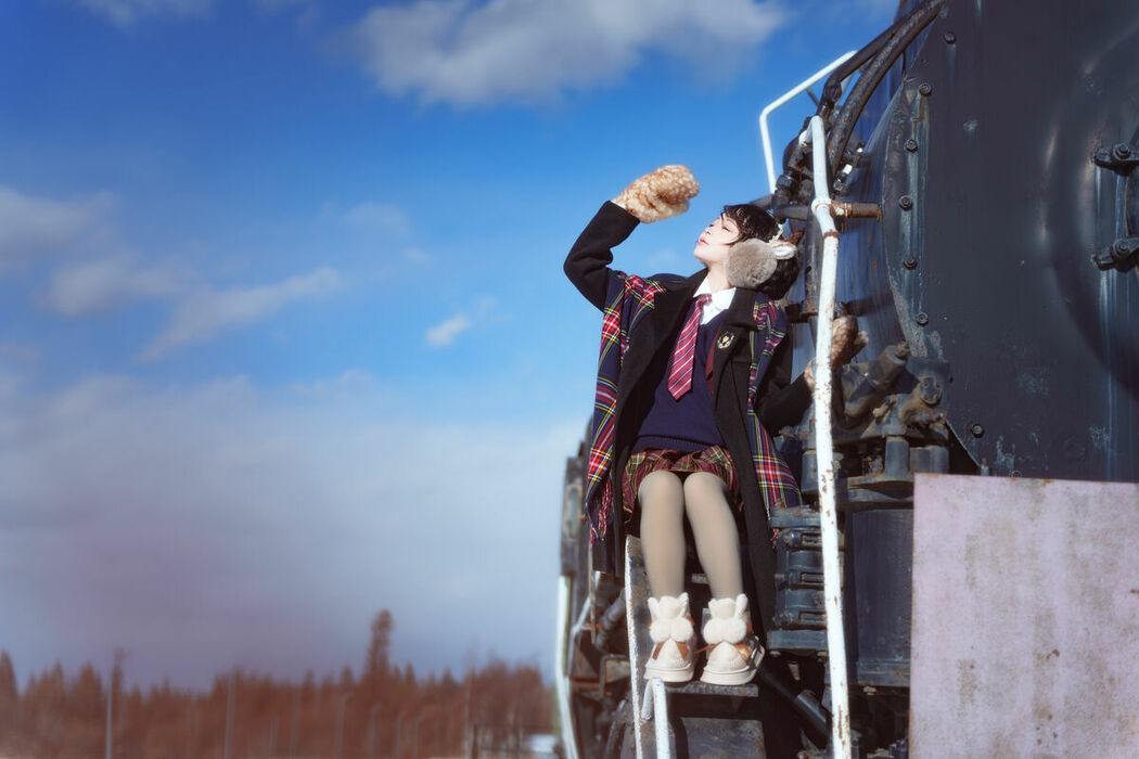 YiTuYu艺图语 Vol.8894 Disexi Si Ning (38P)