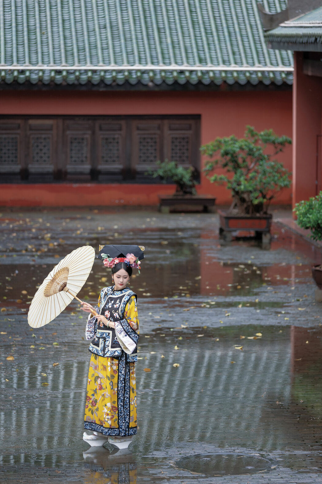 YiTuYu艺图语 Vol.8895 Re Mei Shi Xiao Guai (35P)