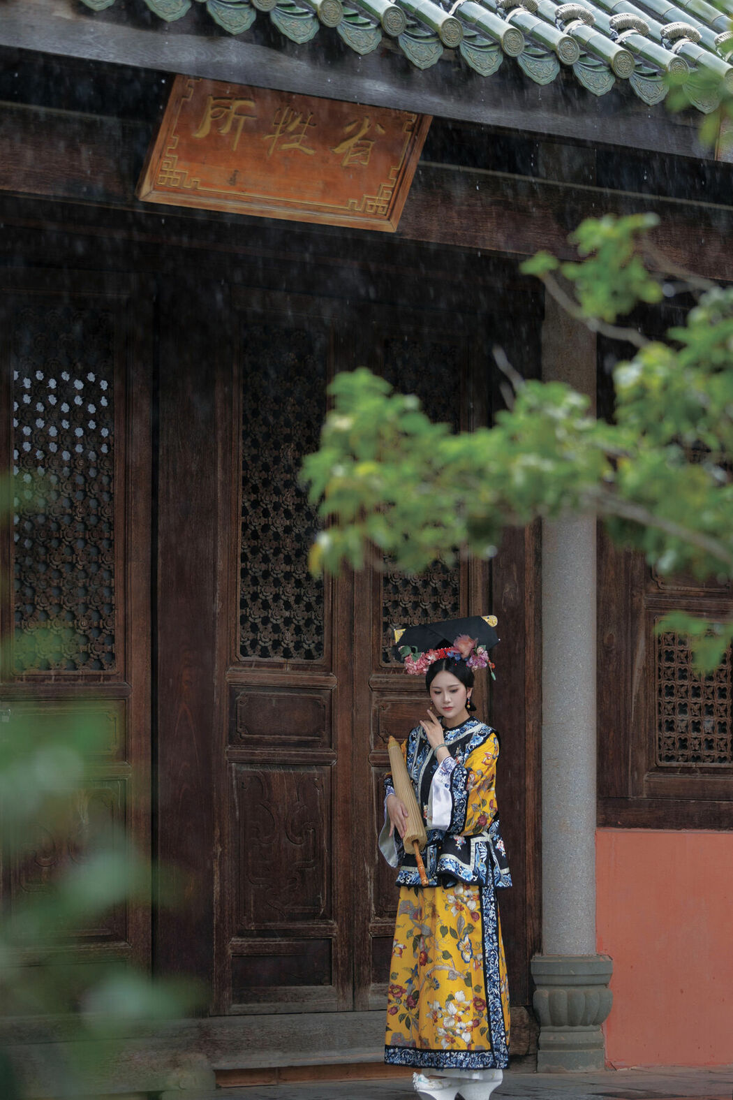 YiTuYu艺图语 Vol.8895 Re Mei Shi Xiao Guai (35P)