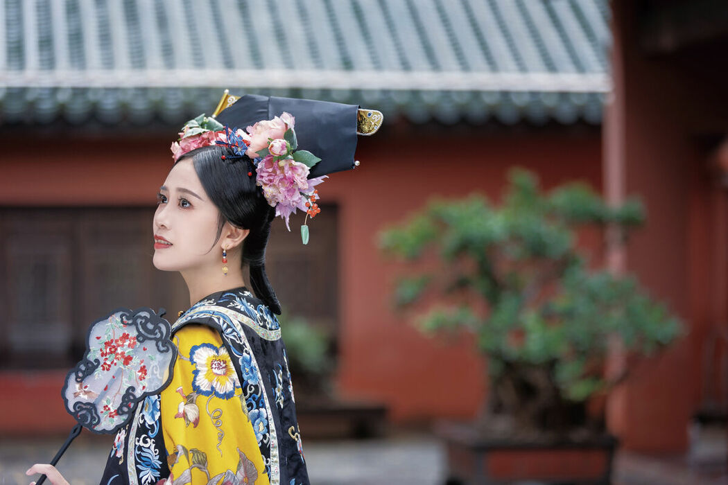 YiTuYu艺图语 Vol.8895 Re Mei Shi Xiao Guai (35P)