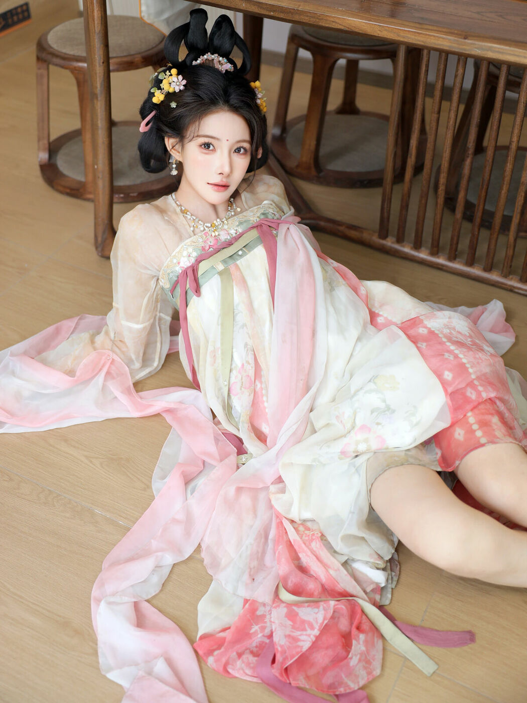 XiuRen秀人网 Uncensored Li Shuang Er 梨霜儿 – R18 秀人网模特 梦回大唐 Part01 (57P)