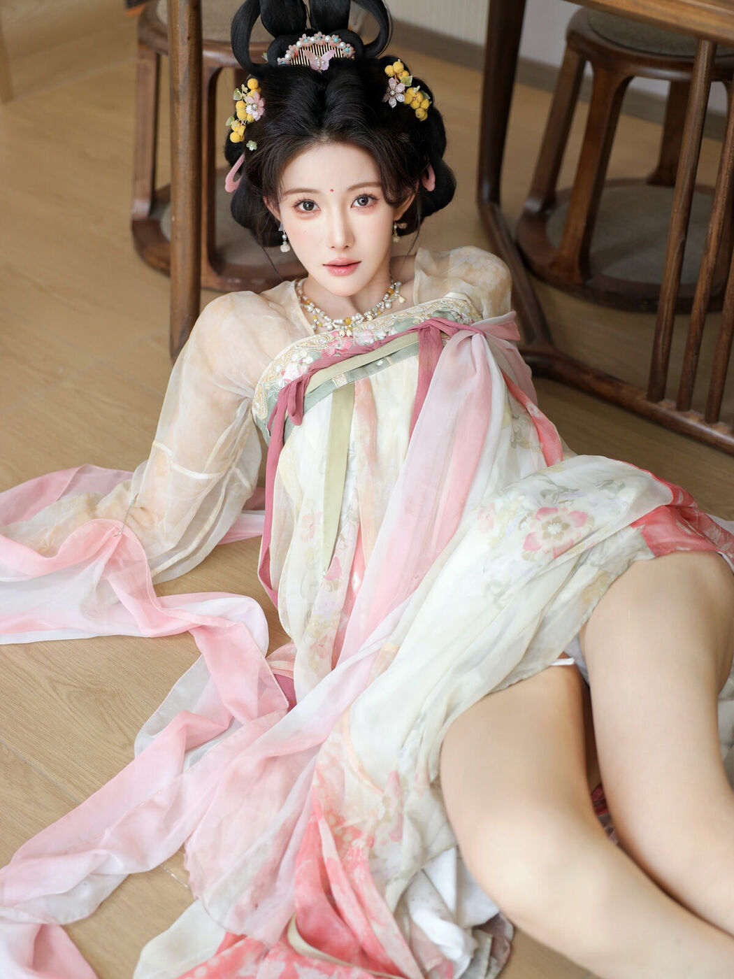 XiuRen秀人网 Uncensored Li Shuang Er 梨霜儿 – R18 秀人网模特 梦回大唐 Part01 (57P)