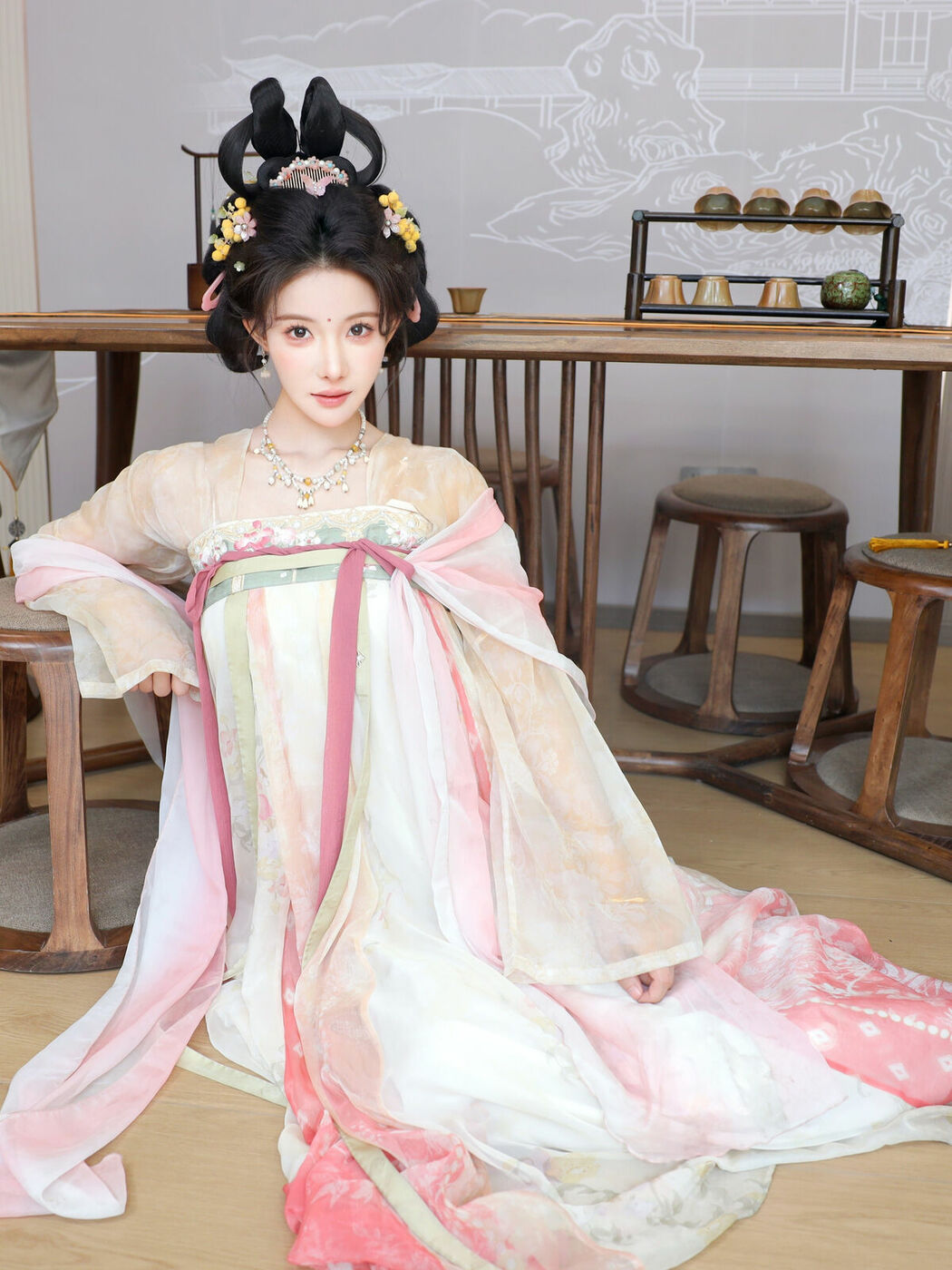 XiuRen秀人网 Uncensored Li Shuang Er 梨霜儿 – R18 秀人网模特 梦回大唐 Part01 (57P)