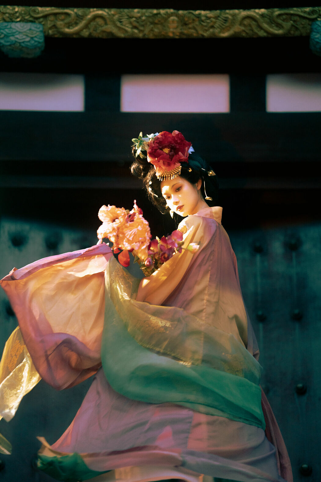 YiTuYu艺图语 Vol.8903 Yue Yue (30P)