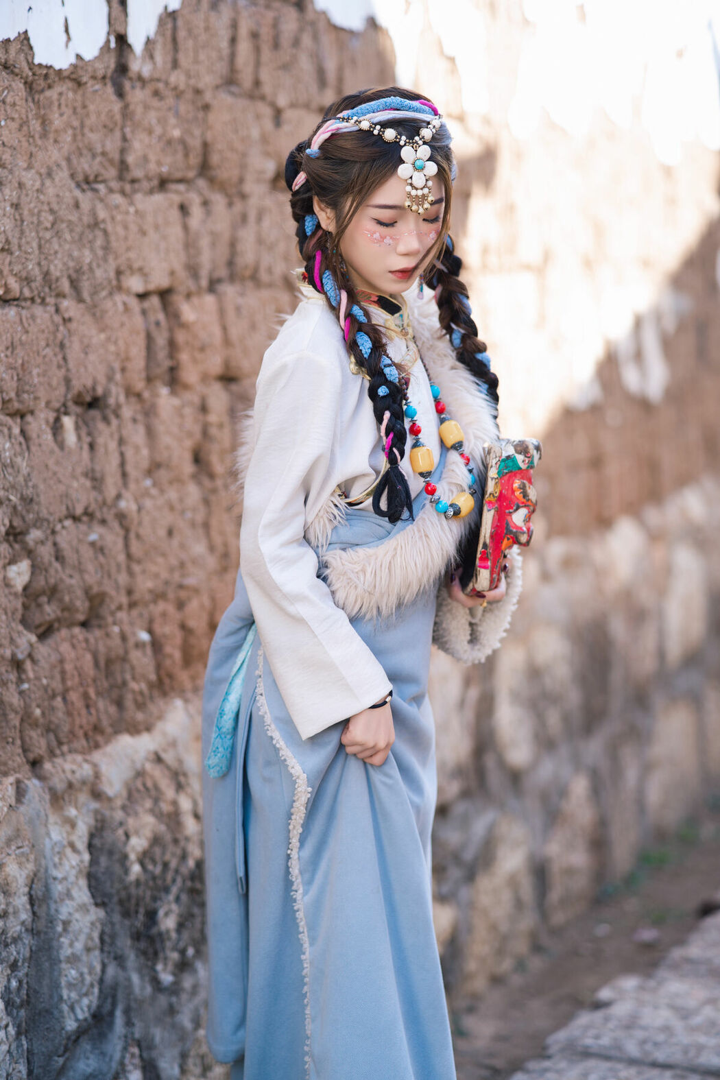 YiTuYu艺图语 Vol.8902 Huang Ying (26P)