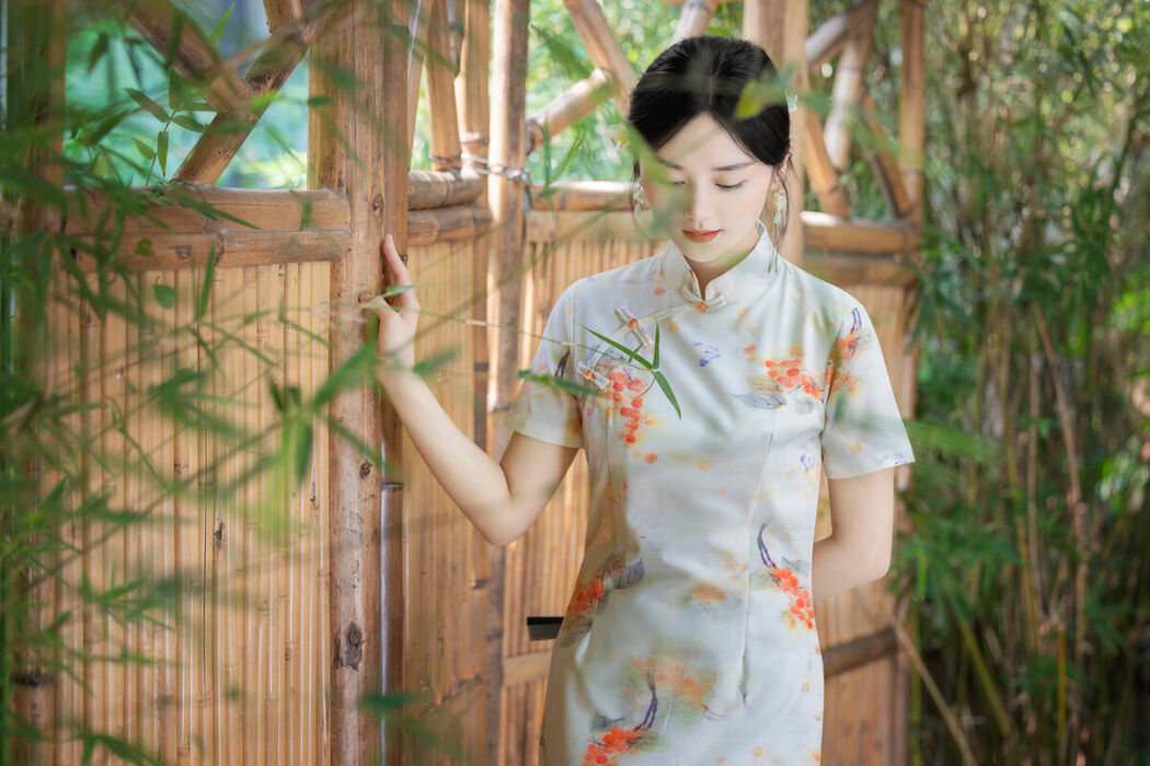 YiTuYu艺图语 Vol.8904 Yi Ming (18P)