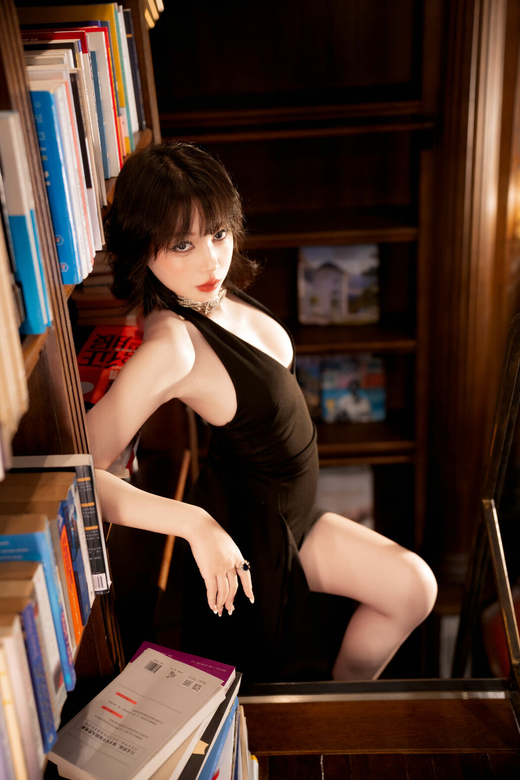 YiTuYu艺图语 Vol.8899 Disexi Si Ning (37P)