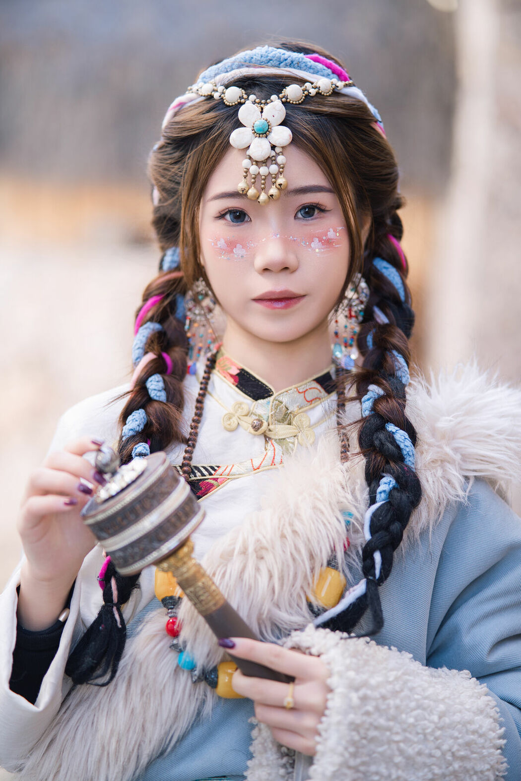 YiTuYu艺图语 Vol.8902 Huang Ying (26P)