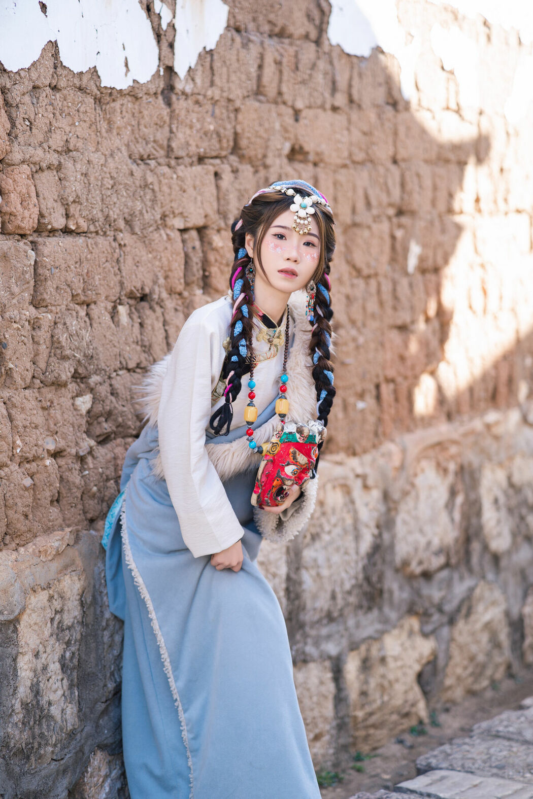 YiTuYu艺图语 Vol.8902 Huang Ying (26P)