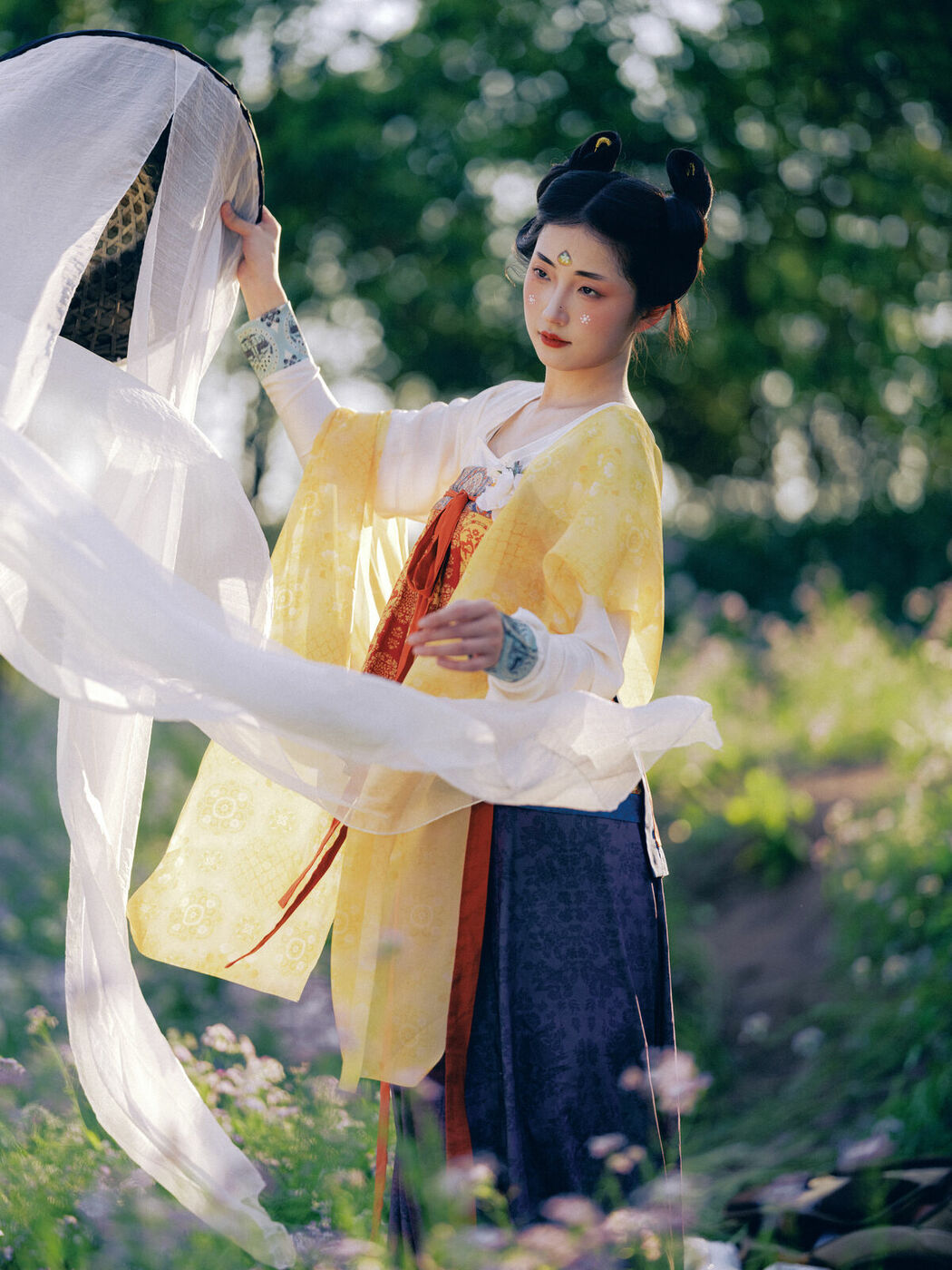 YiTuYu艺图语 Vol.8901 Tu Ya W (37P)