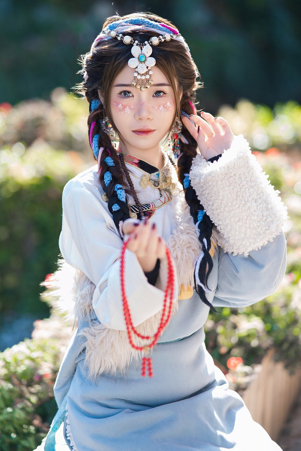 YiTuYu艺图语 Vol.8902 Huang Ying (26P) Cover Photo