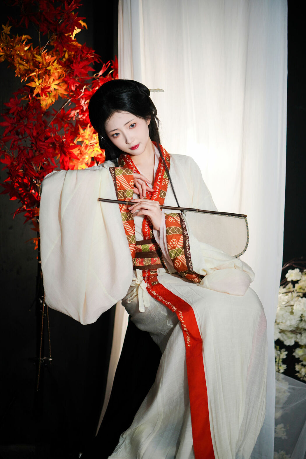 YiTuYu艺图语 Vol.8905 Tu Ya W (23P)