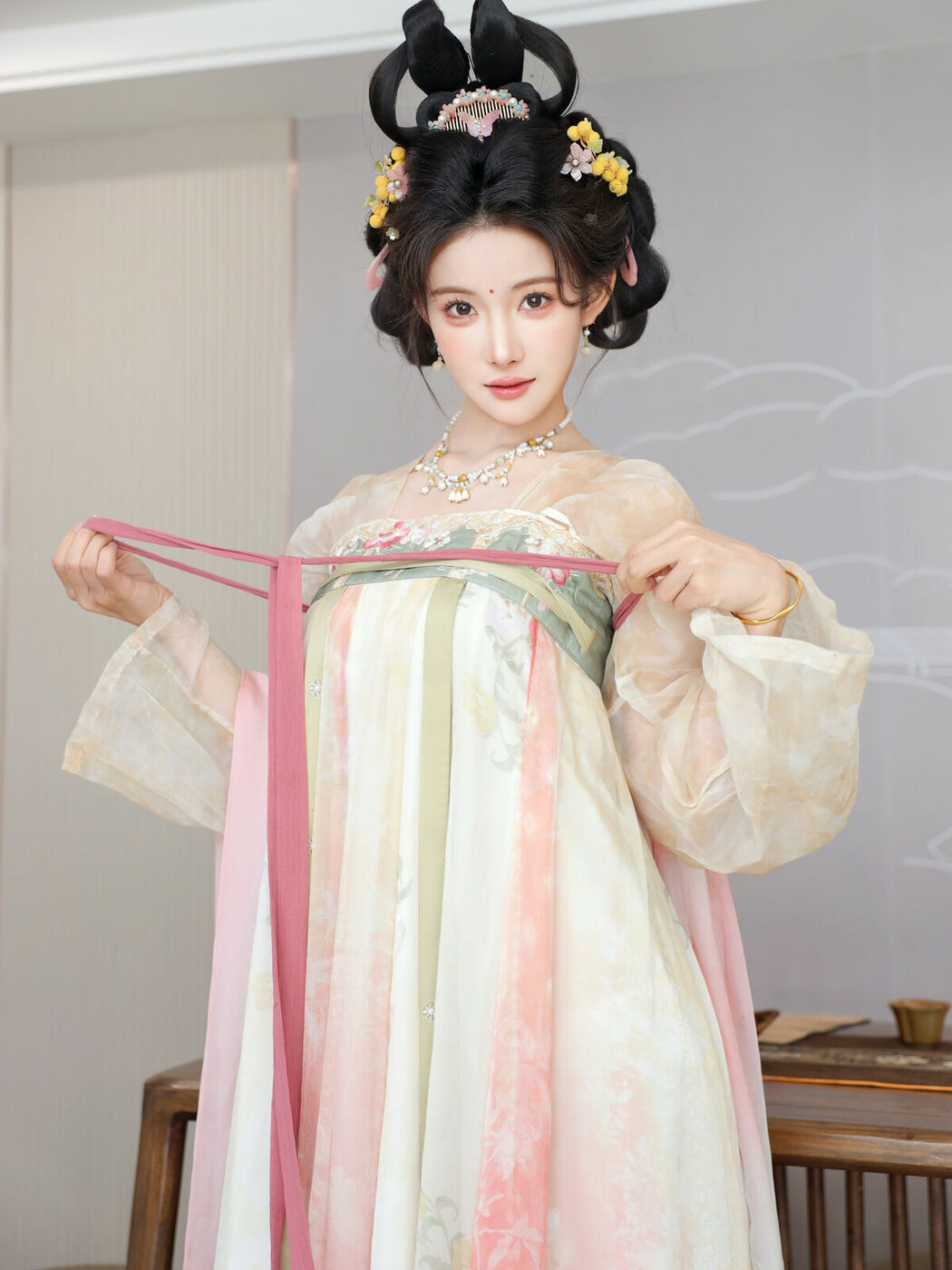 XiuRen秀人网 Uncensored Li Shuang Er 梨霜儿 – R18 秀人网模特 梦回大唐 Part02 (57P)