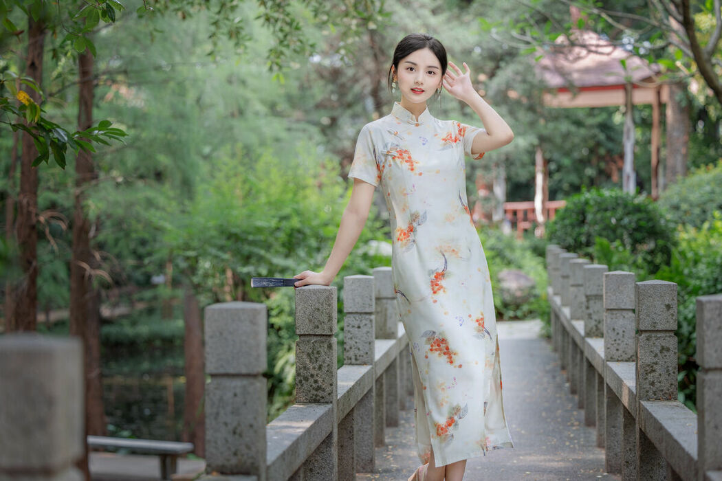 YiTuYu艺图语 Vol.8904 Yi Ming (18P)