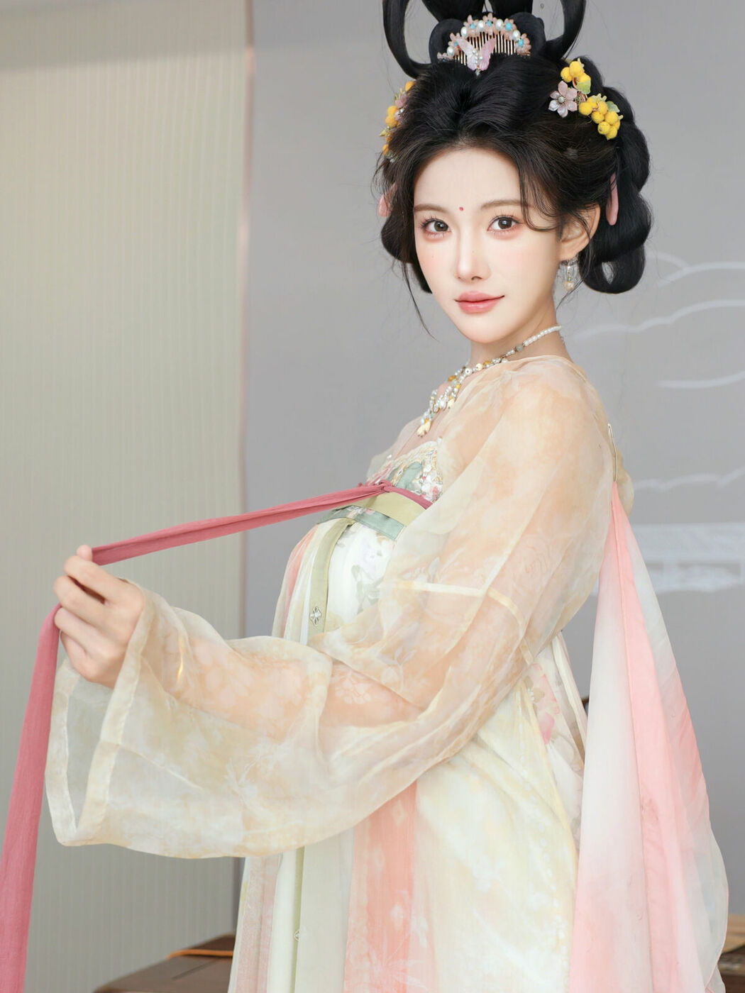 XiuRen秀人网 Uncensored Li Shuang Er 梨霜儿 – R18 秀人网模特 梦回大唐 Part02 (57P)