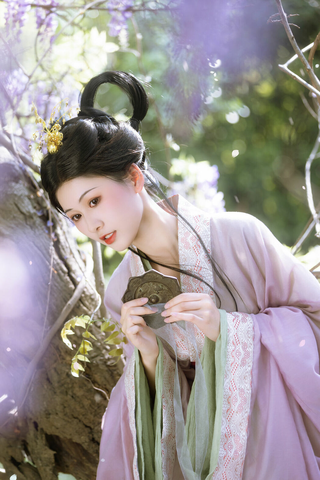 YiTuYu艺图语 Vol.8900 Xiao Y Jin Tian Ye Hen Kai Xin (27P)