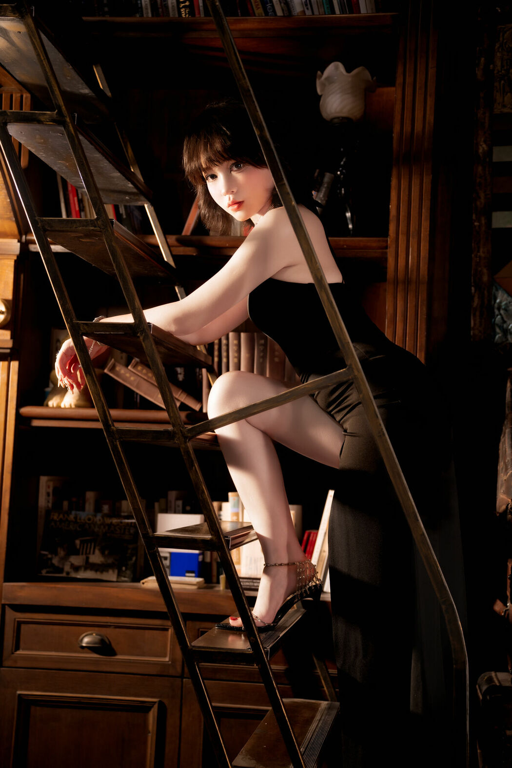 YiTuYu艺图语 Vol.8899 Disexi Si Ning (37P)