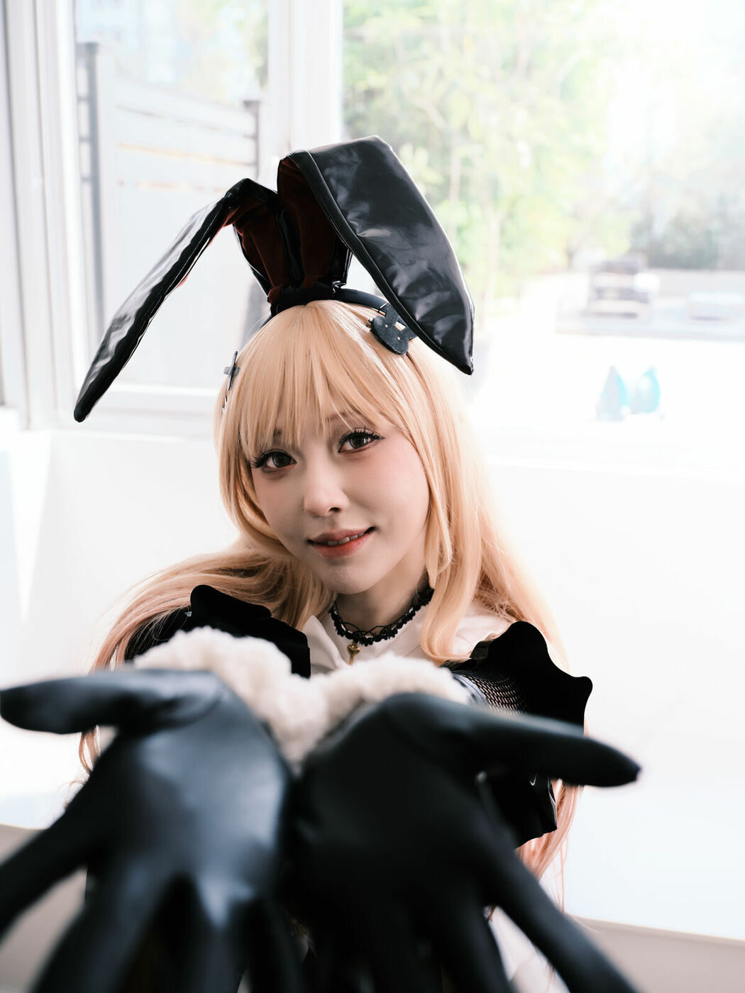 YiTuYu艺图语 Vol.8909 Xia Shu You Ren Zhang (22P)