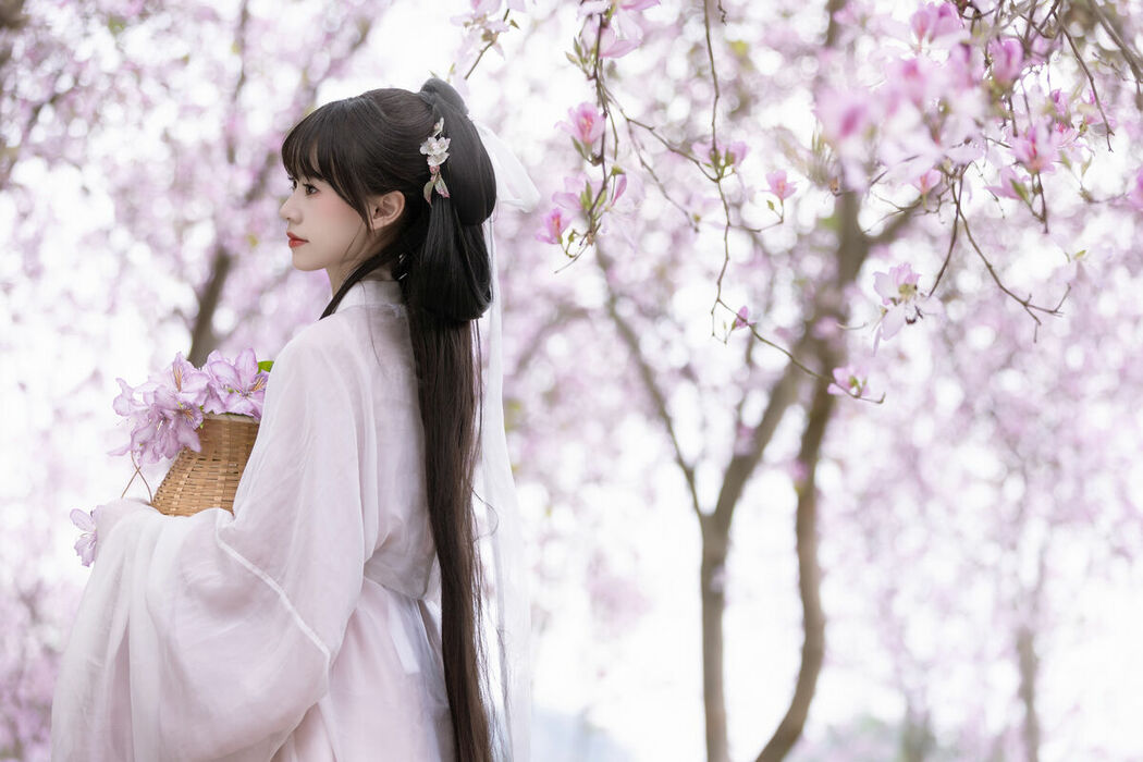 YiTuYu艺图语 Vol.8912 Qiao Qiao (28P)