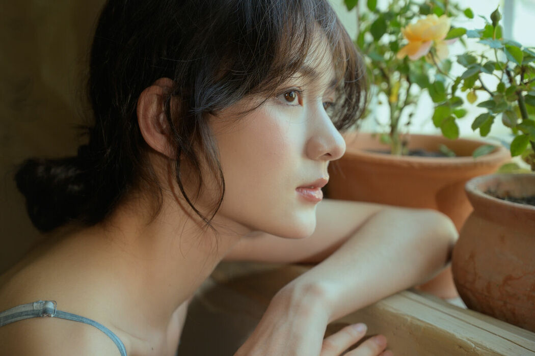 YiTuYu艺图语 Vol.8907 Xiao Yu Tian Qi (24P)