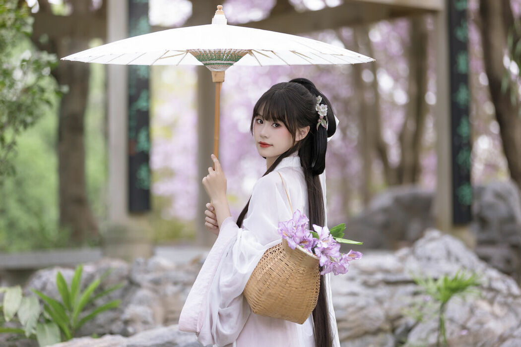 YiTuYu艺图语 Vol.8912 Qiao Qiao (28P)