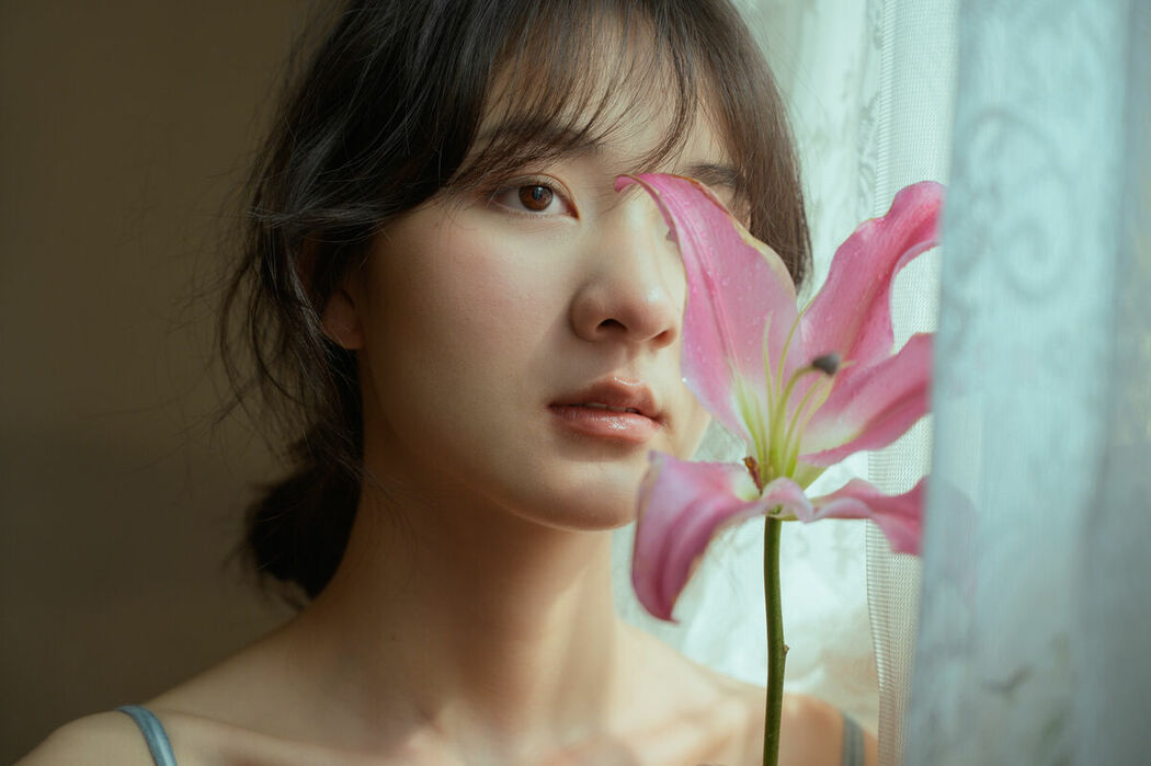 YiTuYu艺图语 Vol.8907 Xiao Yu Tian Qi (24P)