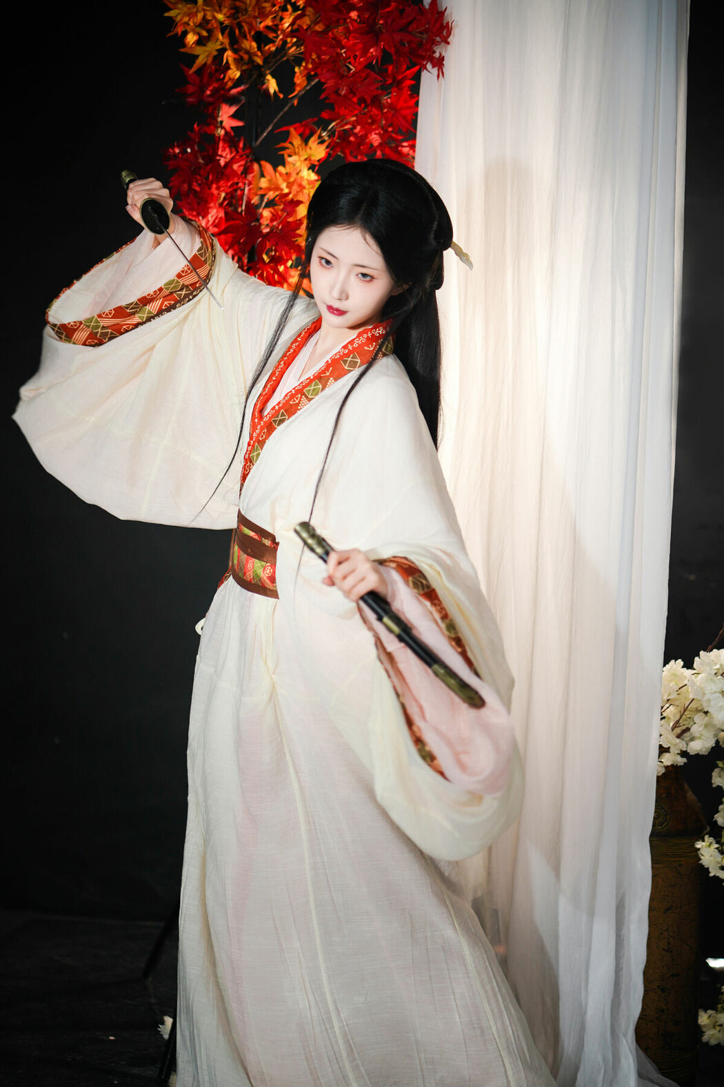 YiTuYu艺图语 Vol.8905 Tu Ya W (23P)