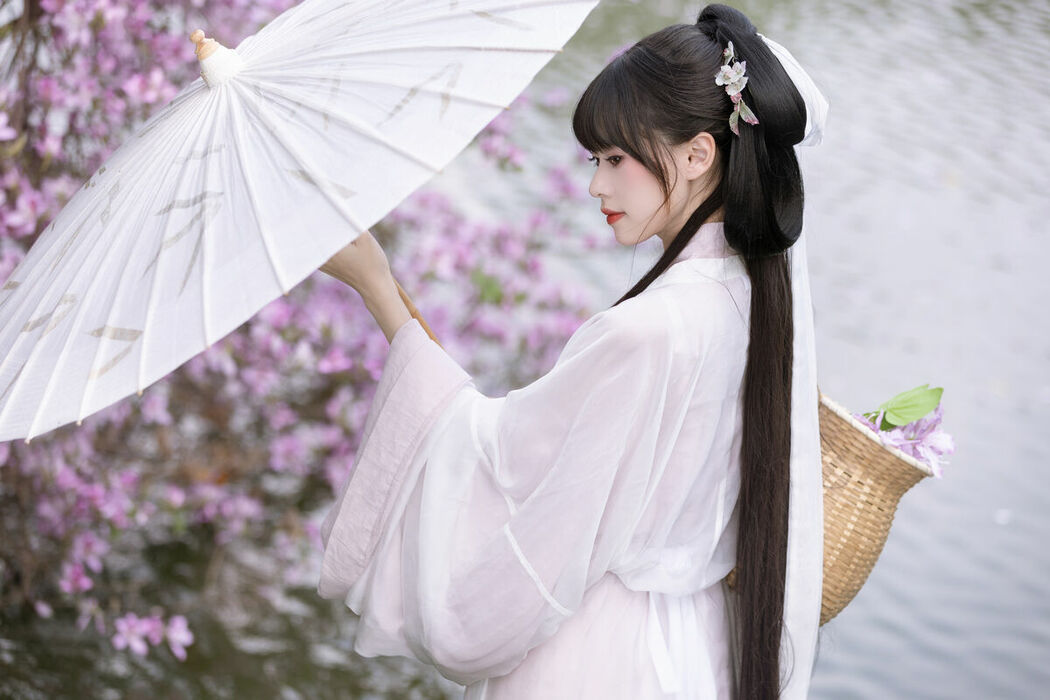 YiTuYu艺图语 Vol.8912 Qiao Qiao (28P)