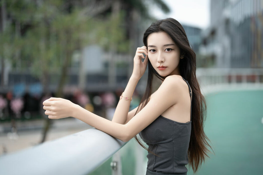 YiTuYu艺图语 Vol.8906 Yin Zi Er (27P)