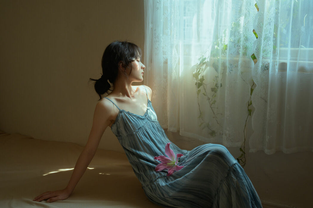 YiTuYu艺图语 Vol.8907 Xiao Yu Tian Qi (24P)