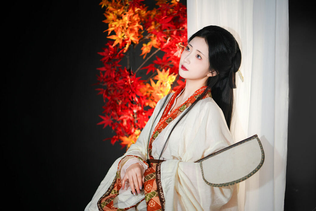 YiTuYu艺图语 Vol.8905 Tu Ya W (23P)