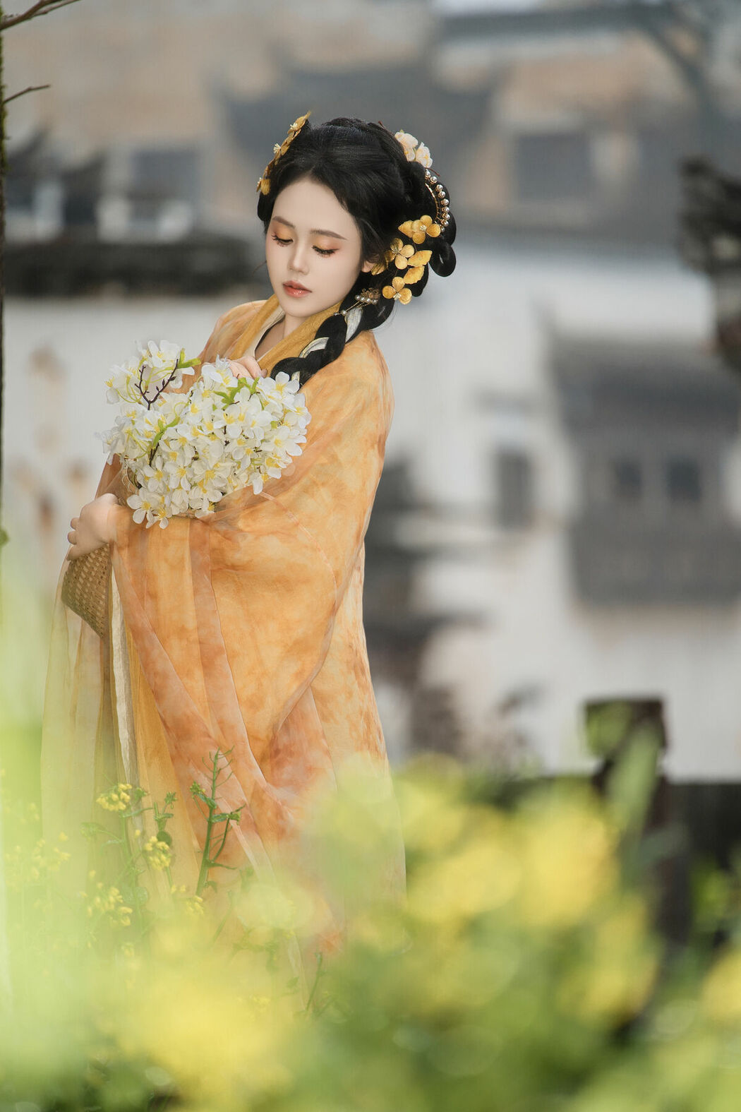 YiTuYu艺图语 Vol.8913 Zhou Feng Qin (25P)