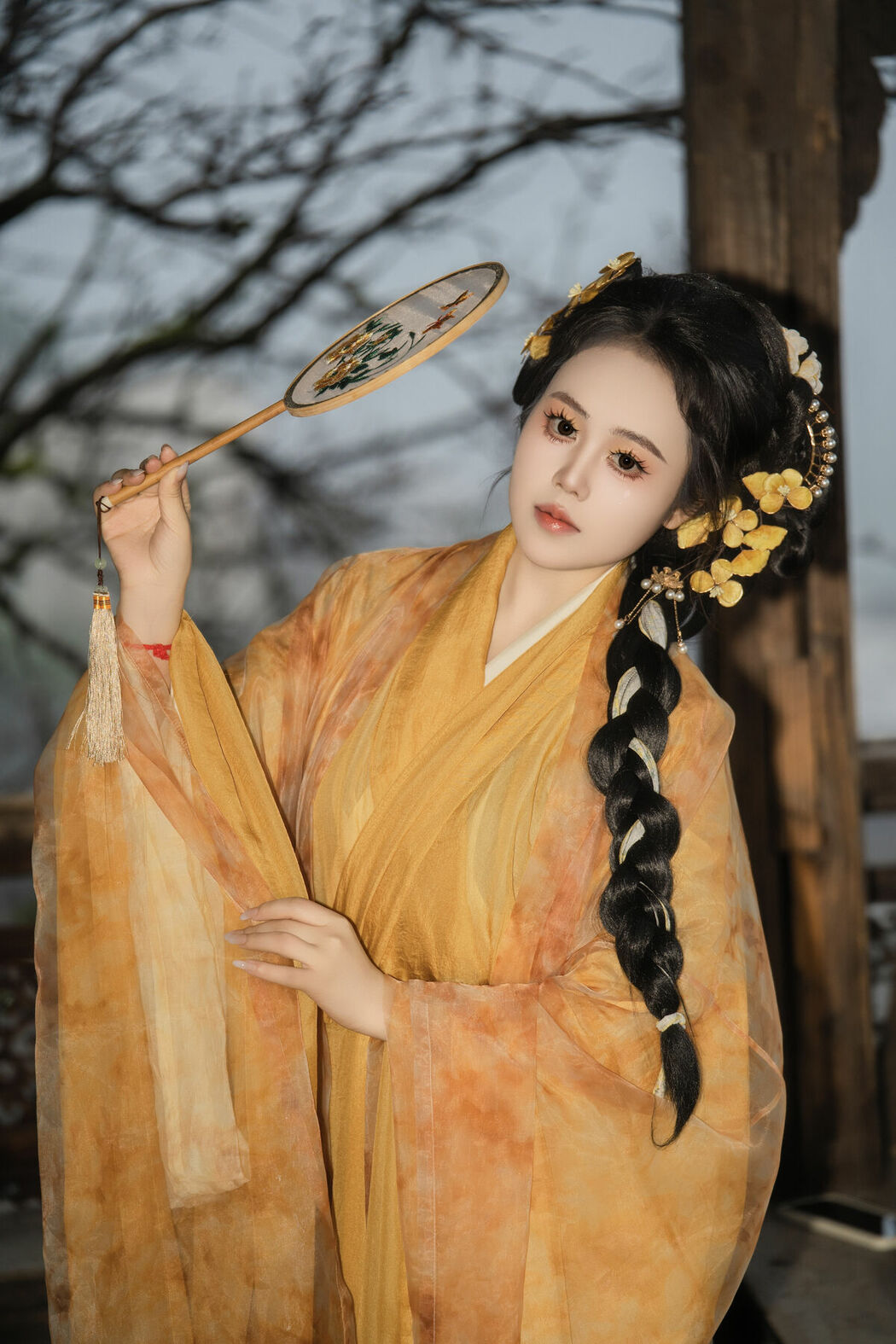 YiTuYu艺图语 Vol.8913 Zhou Feng Qin (25P)