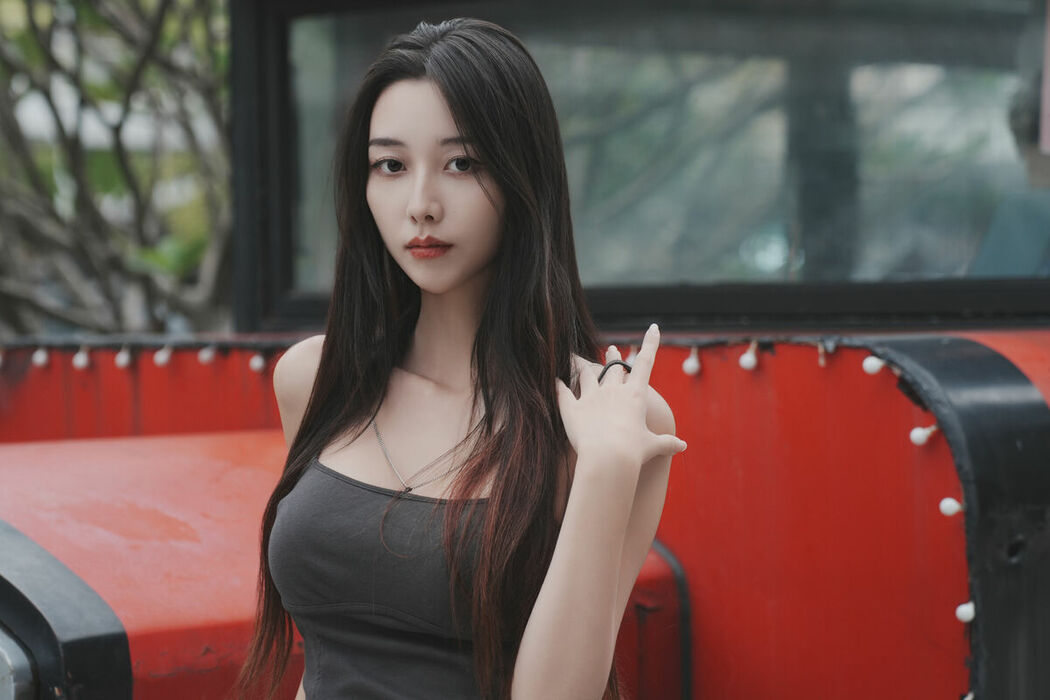 YiTuYu艺图语 Vol.8906 Yin Zi Er (27P)