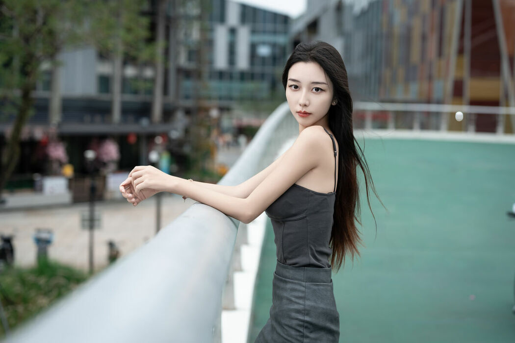 YiTuYu艺图语 Vol.8906 Yin Zi Er (27P)