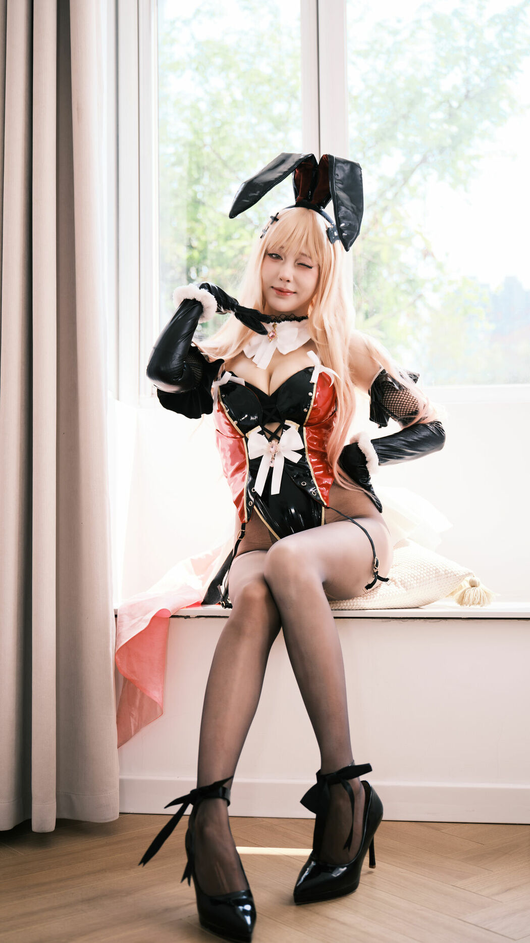 YiTuYu艺图语 Vol.8909 Xia Shu You Ren Zhang (22P)