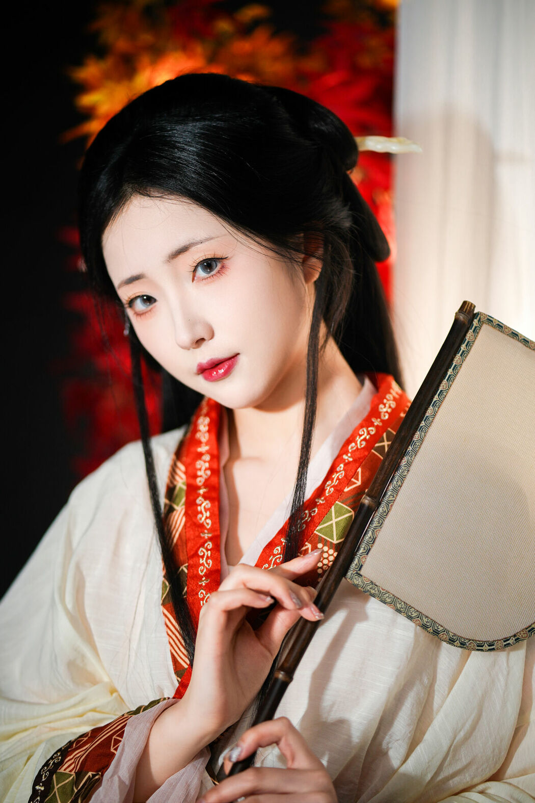 YiTuYu艺图语 Vol.8905 Tu Ya W (23P)