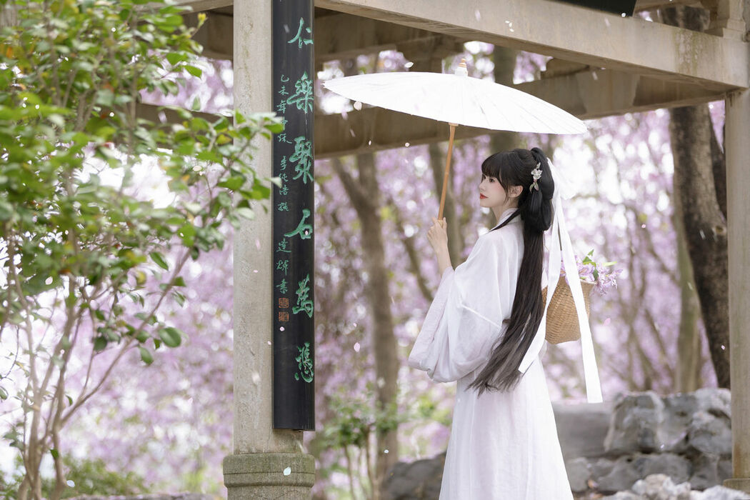 YiTuYu艺图语 Vol.8912 Qiao Qiao (28P)