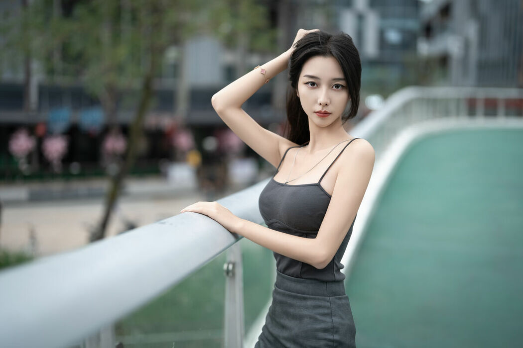 YiTuYu艺图语 Vol.8906 Yin Zi Er (27P)