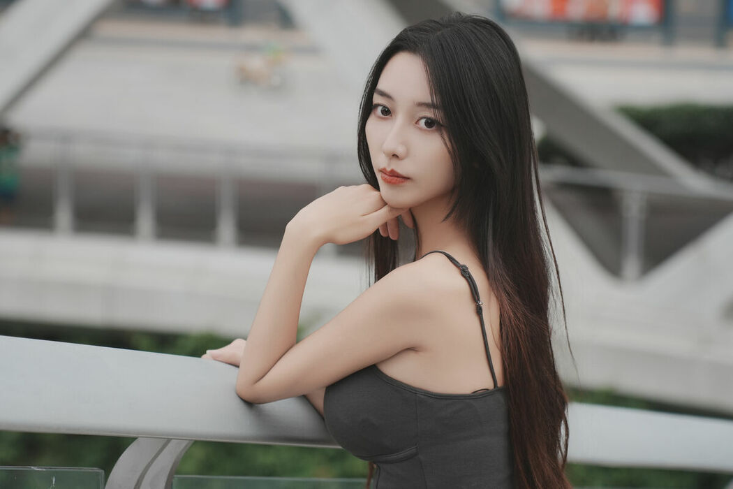 YiTuYu艺图语 Vol.8906 Yin Zi Er (27P)