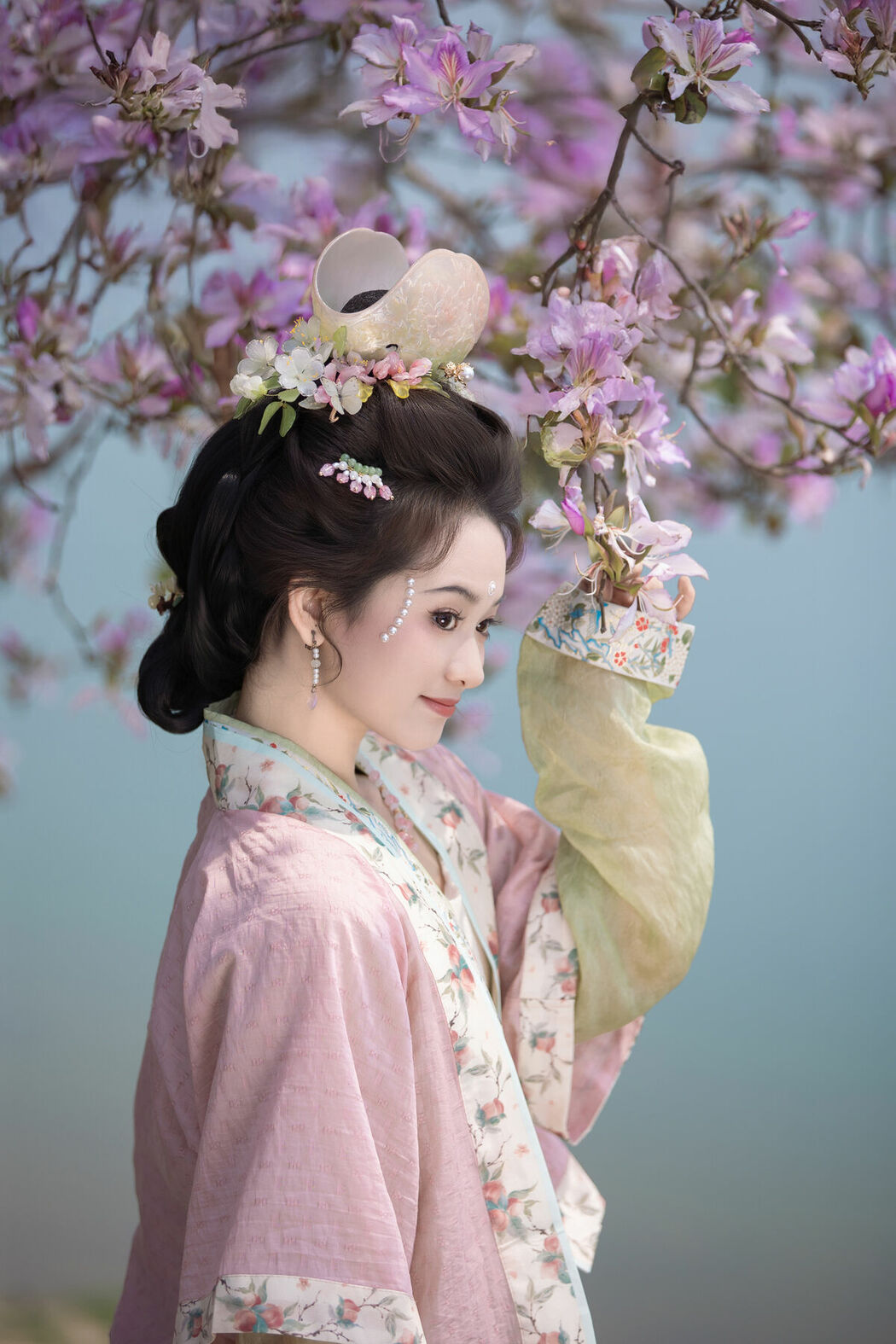 YiTuYu艺图语 Vol.8918 Jiu Shi Jiao Mei Nan A (34P)