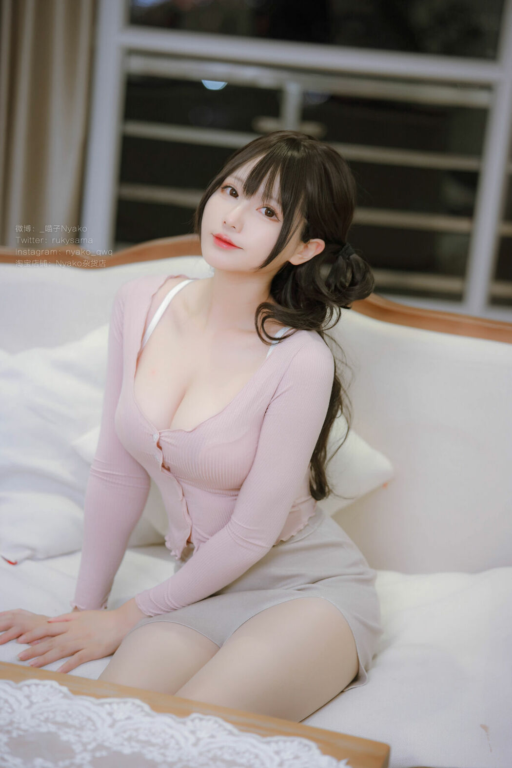 Coser@Nyako喵子 – 姐姐本 Part01 (63P – 2V)