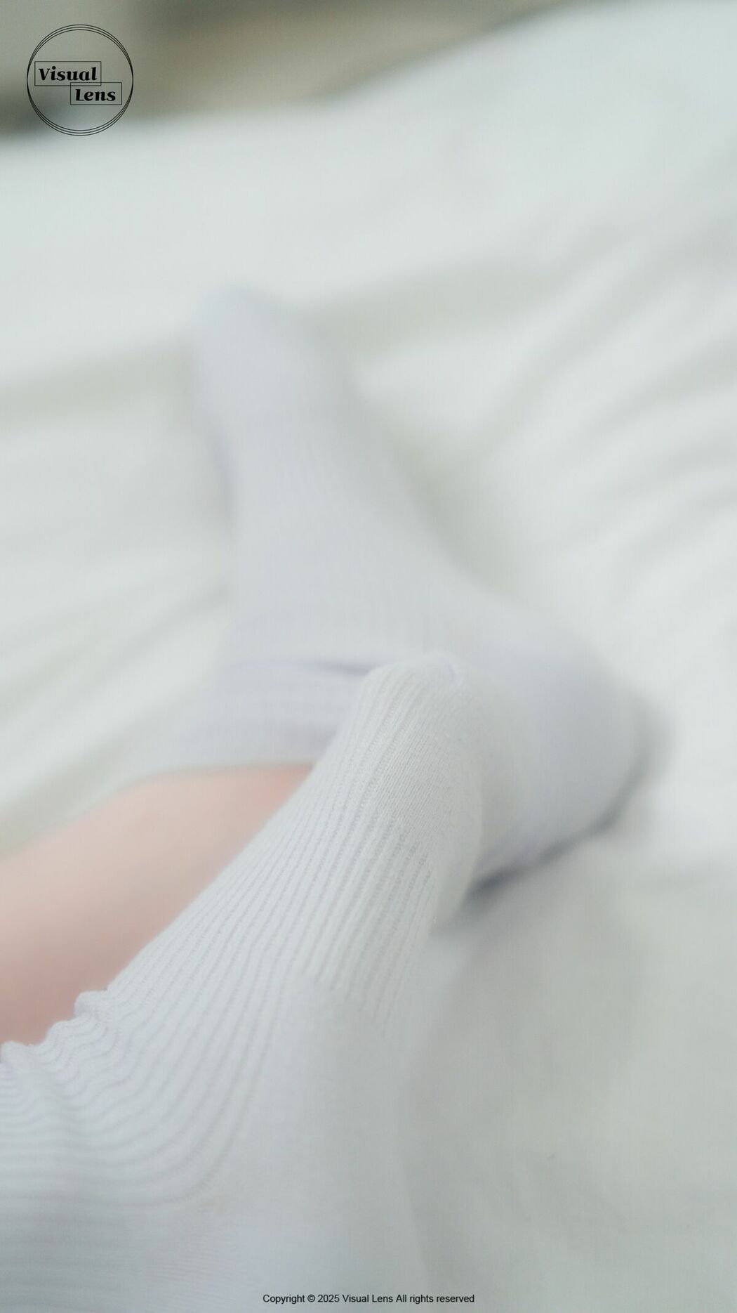 Visual Lens Hansae – The Curtains Vol.01 (64P)