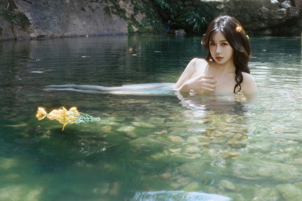 XiuRen秀人网 Uncensored Yin Tian Tian 尹甜甜 – R18 秀人网模特 溪水边 (74P)