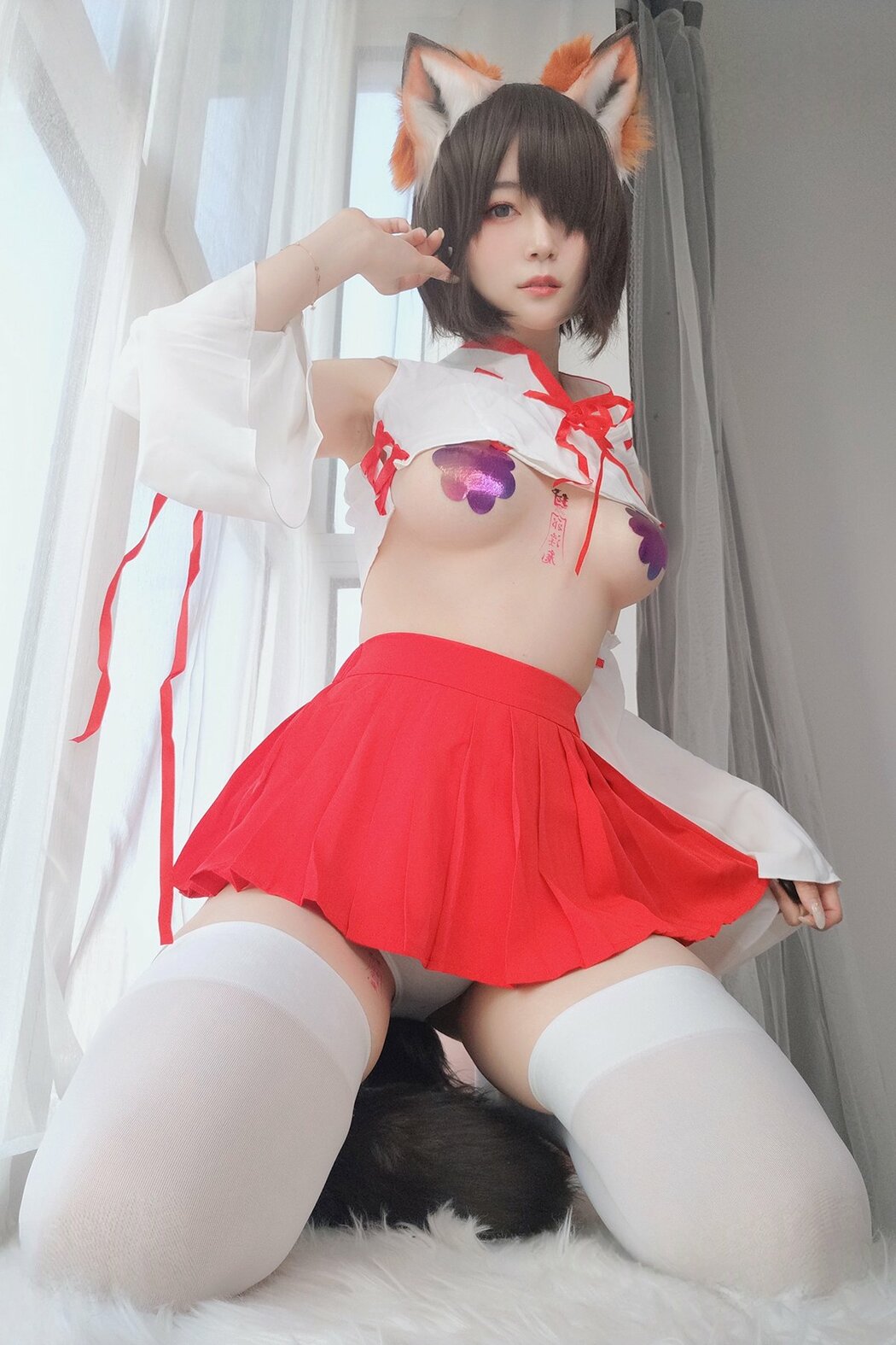 Coser@白银81 – 神社小狐狸 Part02 (47P) Cover Photo