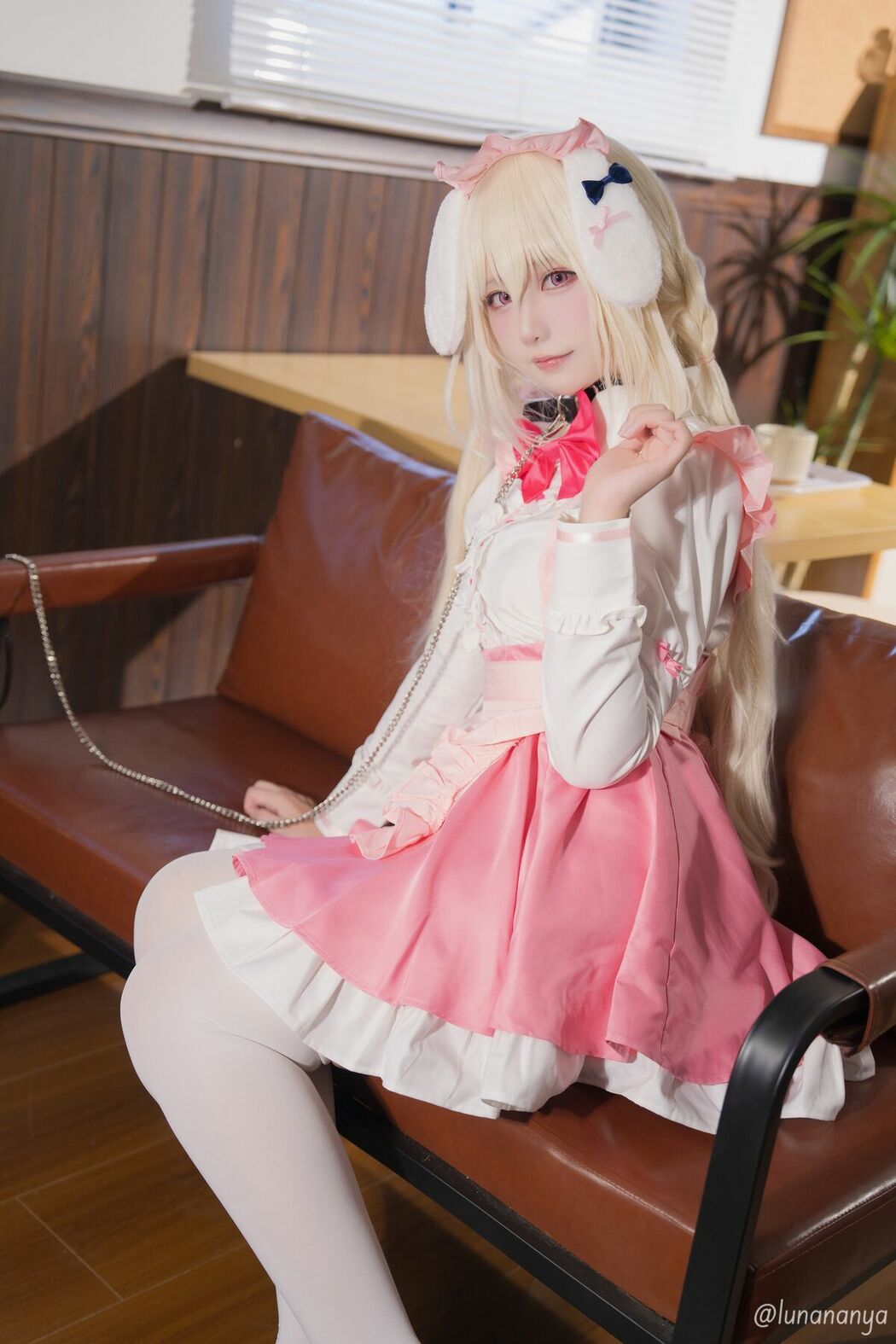 Coser@lunananya – 巧克甜恋 御园莓华 (23P)