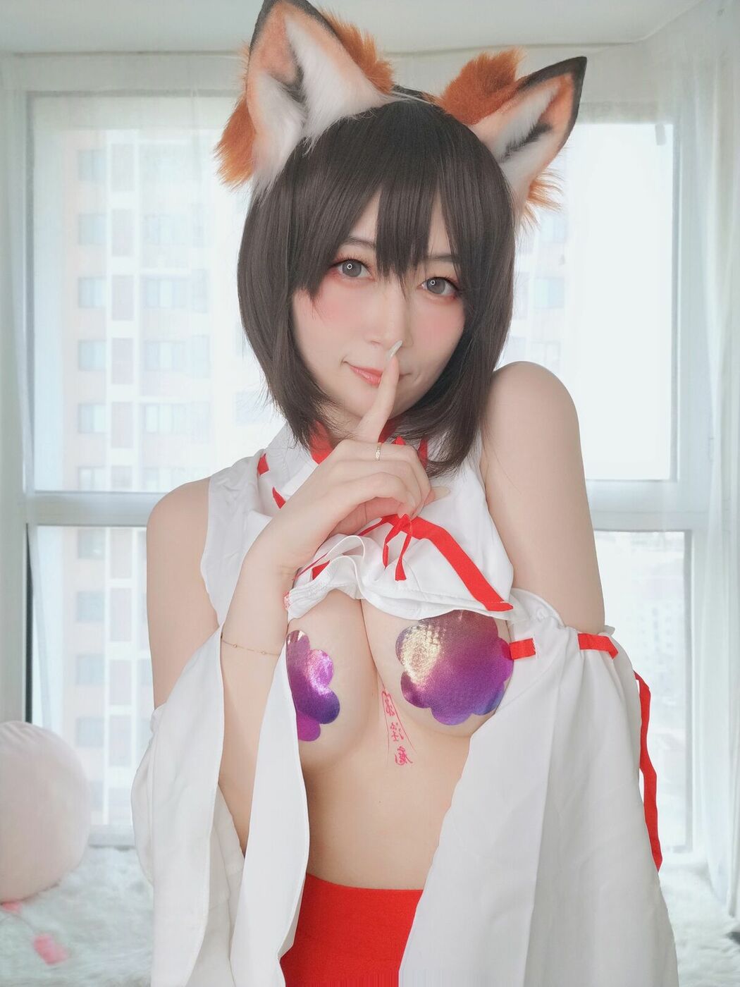 Coser@白银81 – 神社小狐狸 Part02 (47P)